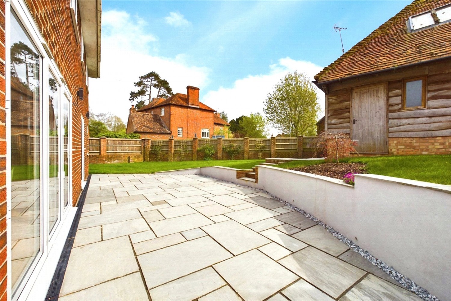 Hampstead Norreys, Thatcham