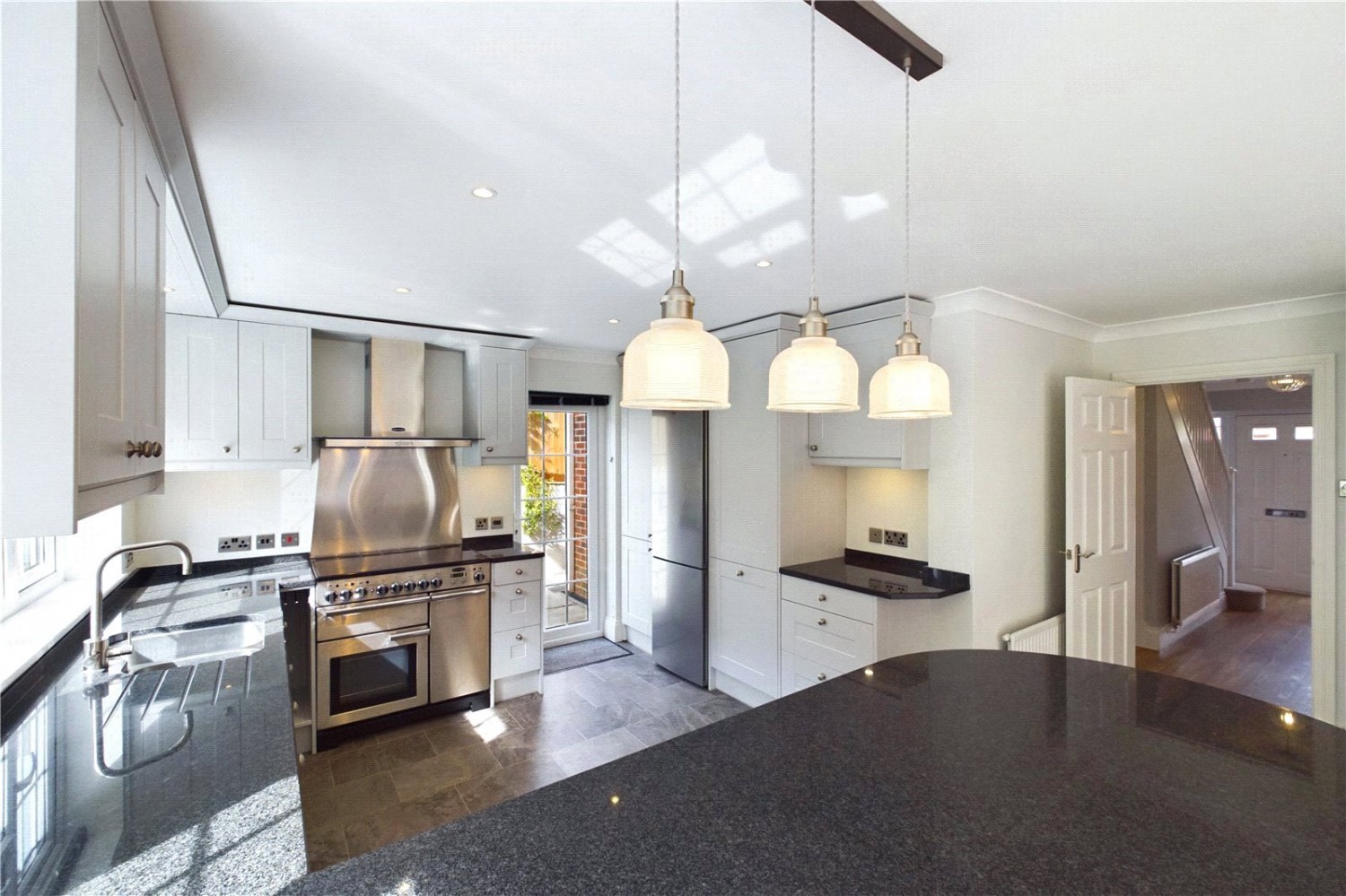 Hampstead Norreys, Thatcham