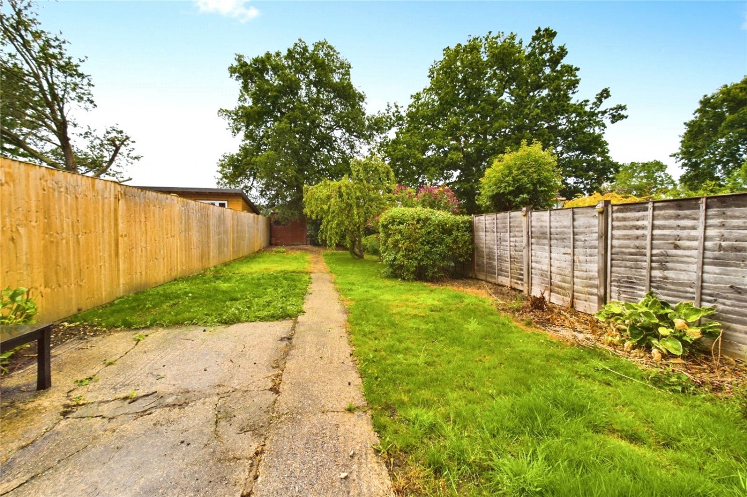 Burghfield Common, Reading, Berkshire