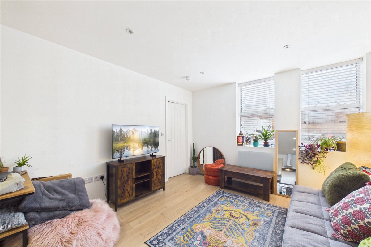 Theale, Reading, Berkshire