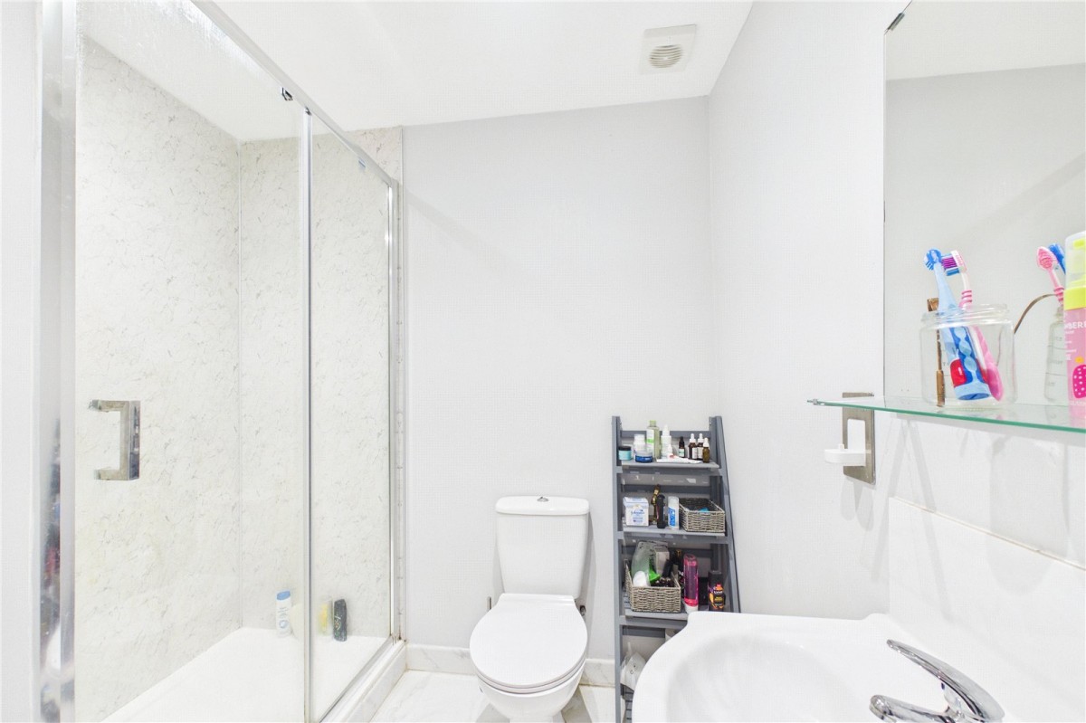 Theale, Reading, Berkshire