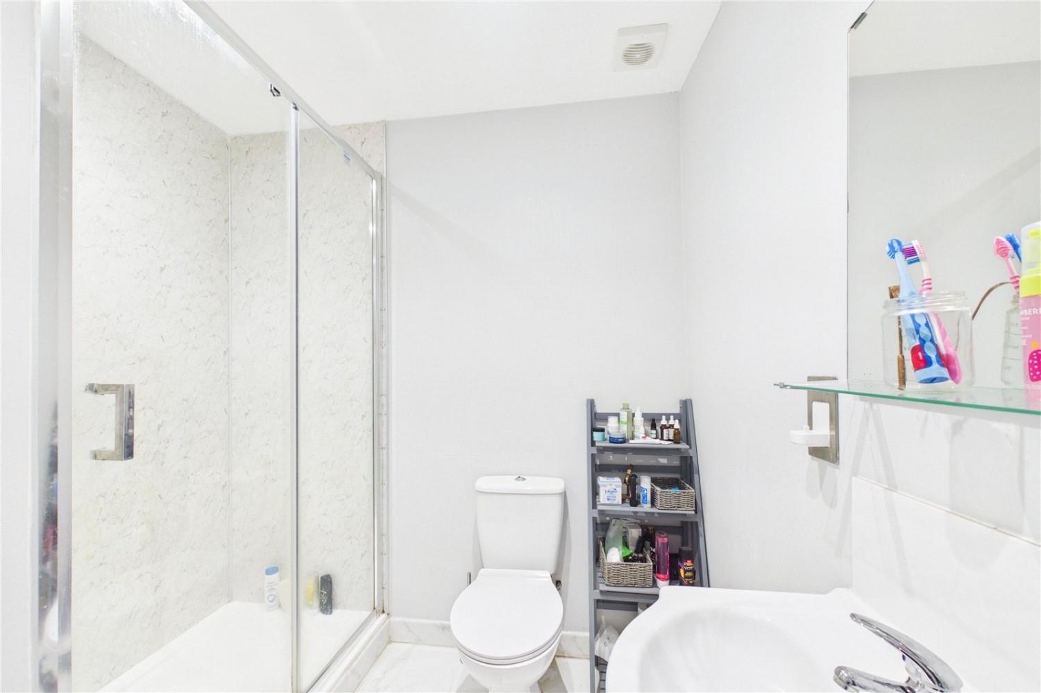 Theale, Reading, Berkshire