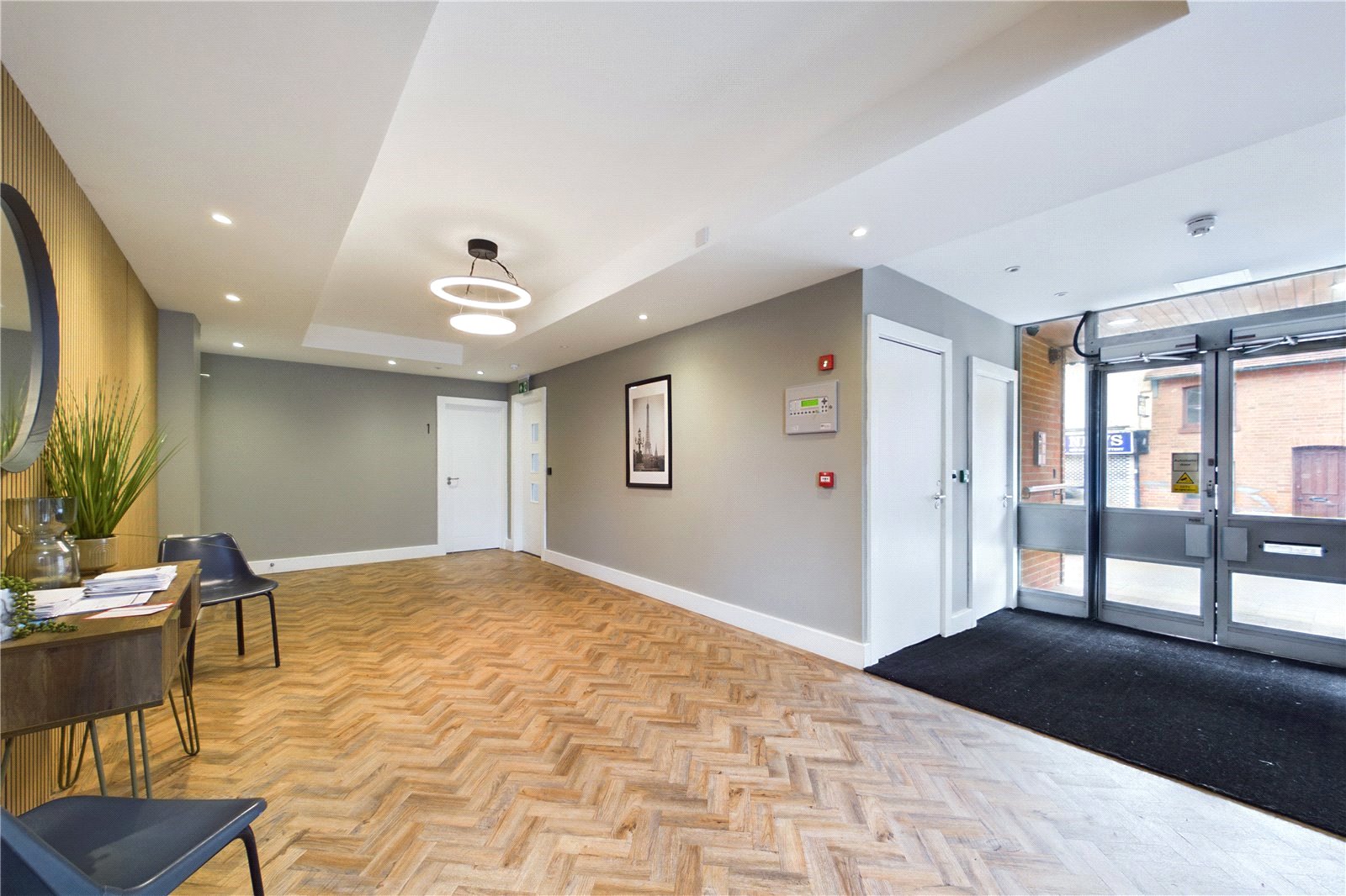 1 bedroom Flat to let in Theale, Reading, Berkshire