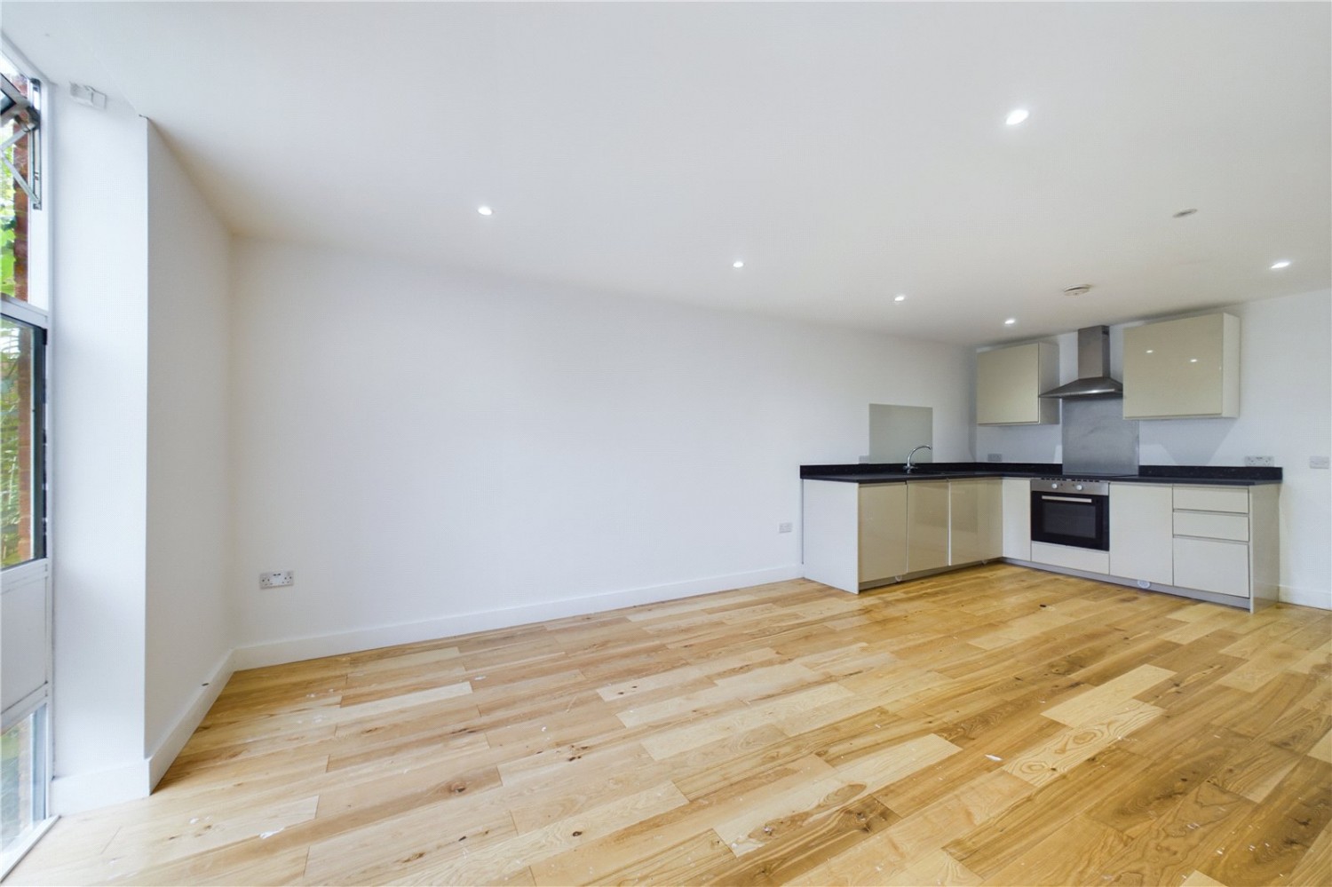 Theale, Reading, Berkshire