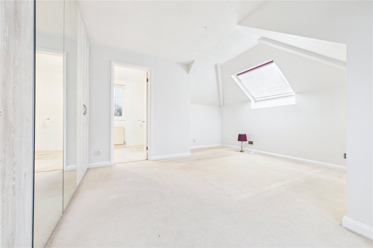 Burghfield Common, Reading, Berkshire