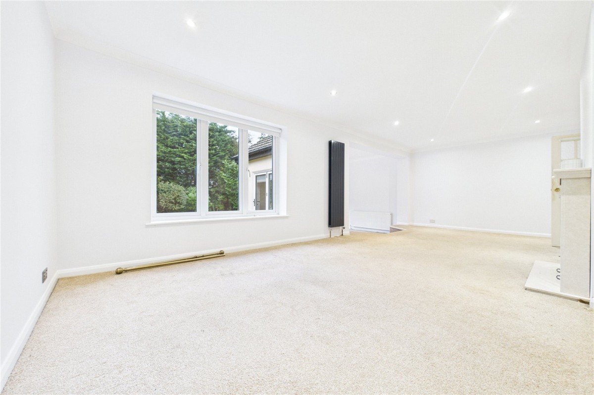 Burghfield Common, Reading, Berkshire