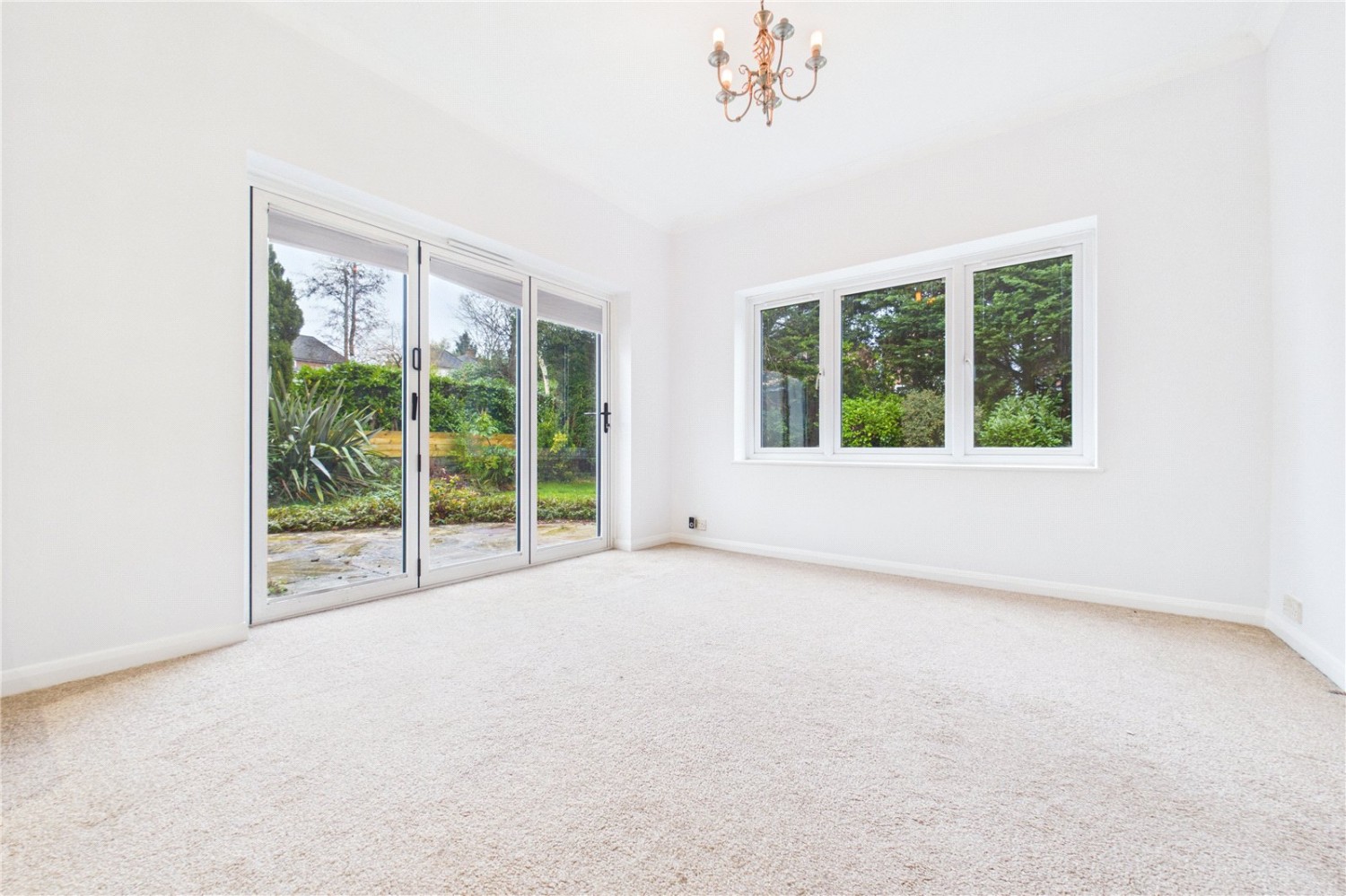 Burghfield Common, Reading, Berkshire