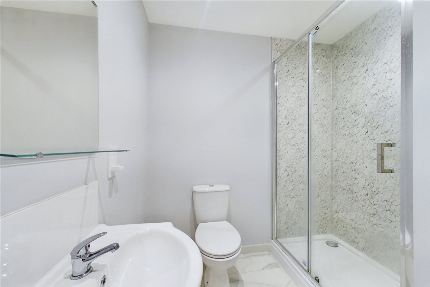 Theale, Reading, Berkshire