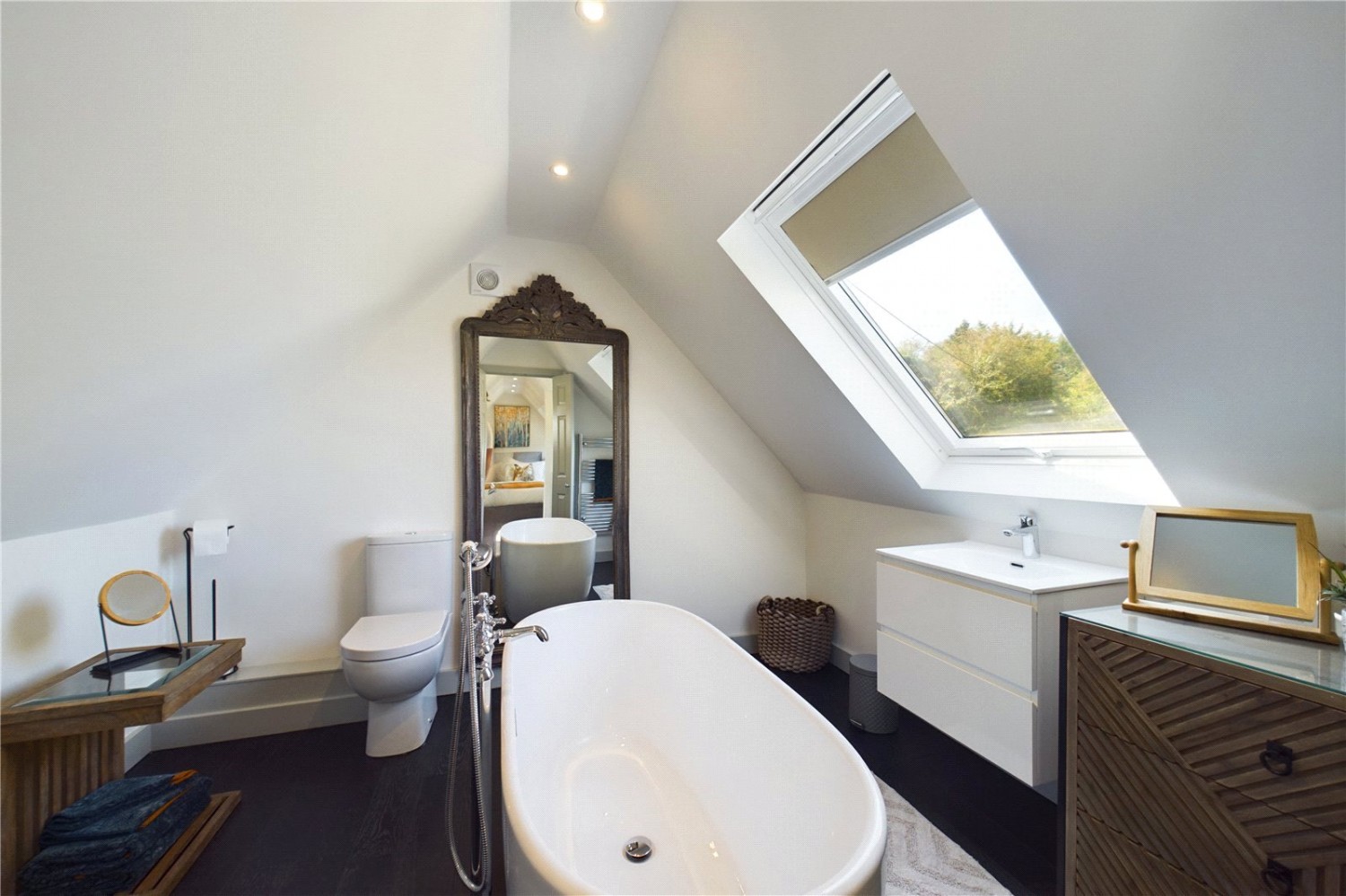 Lower Basildon, Reading, Berkshire
