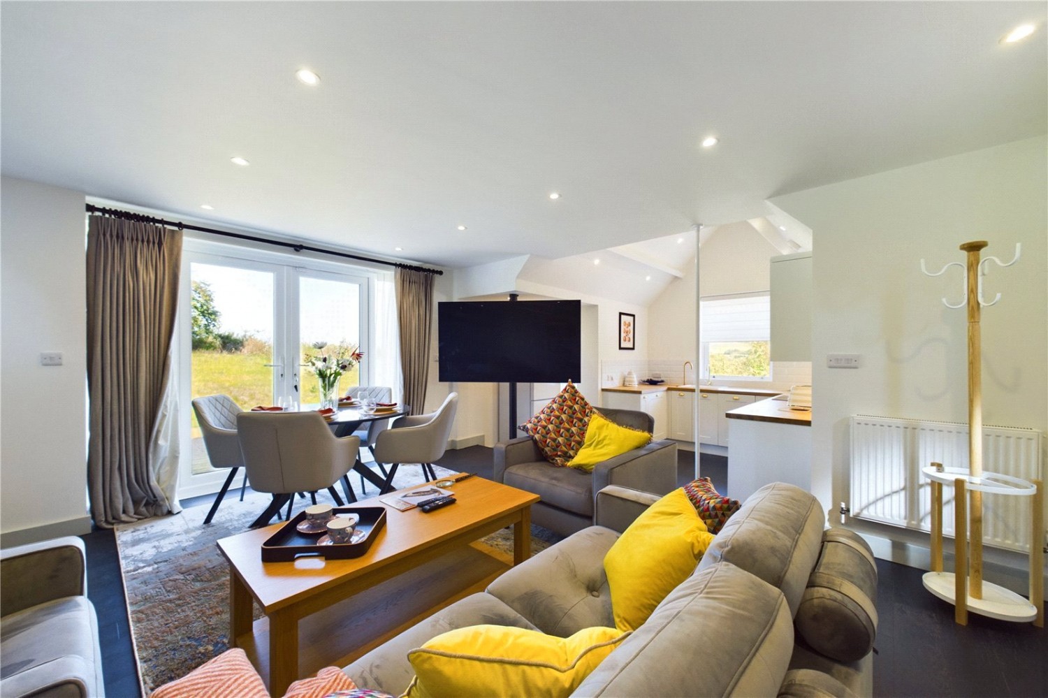 Lower Basildon, Reading, Berkshire
