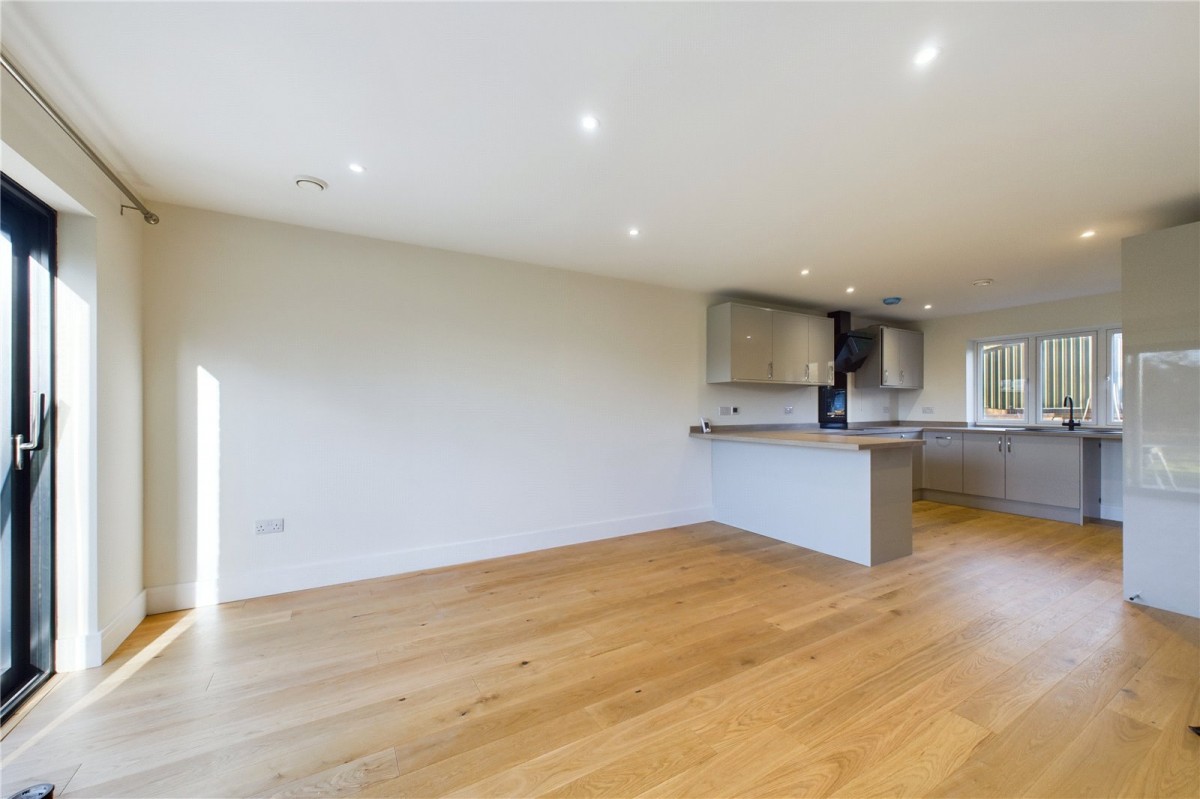 Theale, Reading, Berkshire