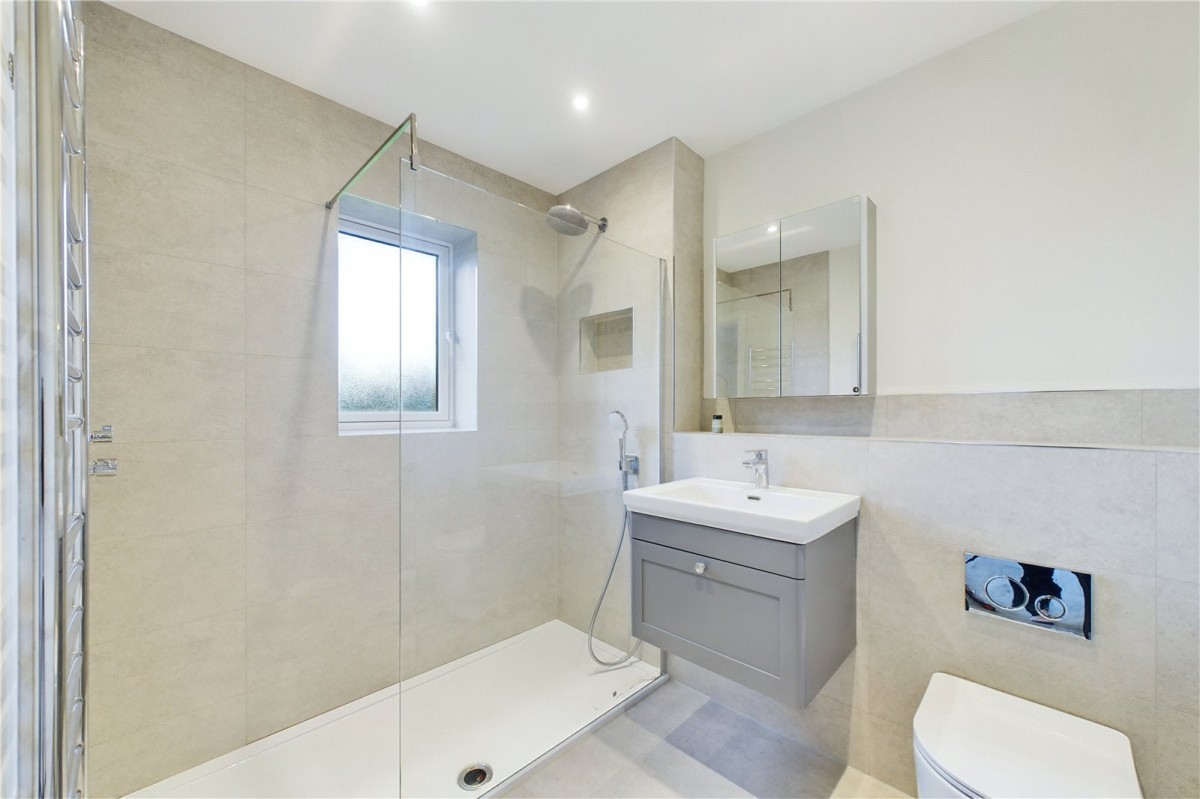 Theale, Reading, Berkshire