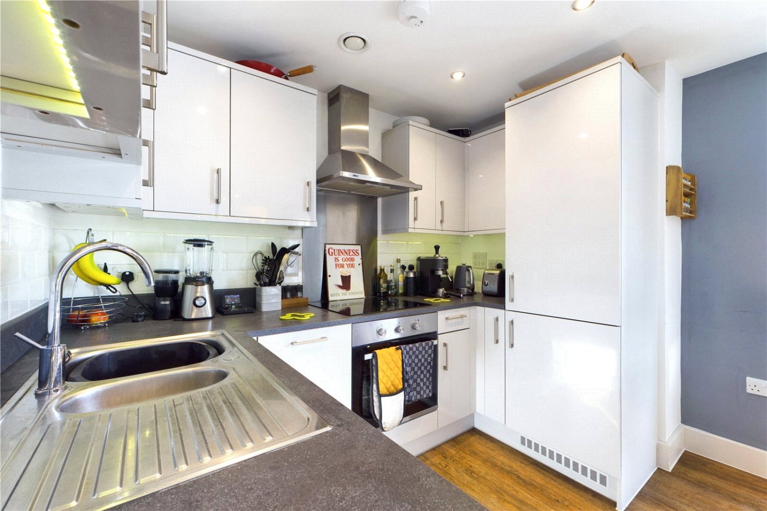 Francis Close, Thatcham, Berkshire