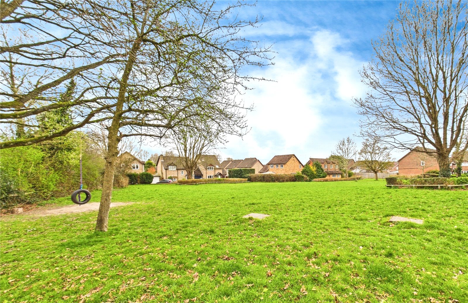 2 bedroom House to let in Tadley