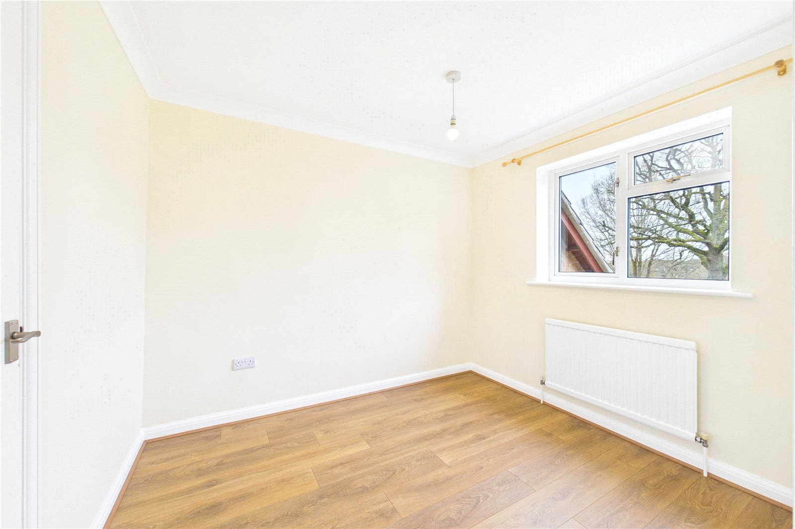 2 bedroom House to let in Tadley