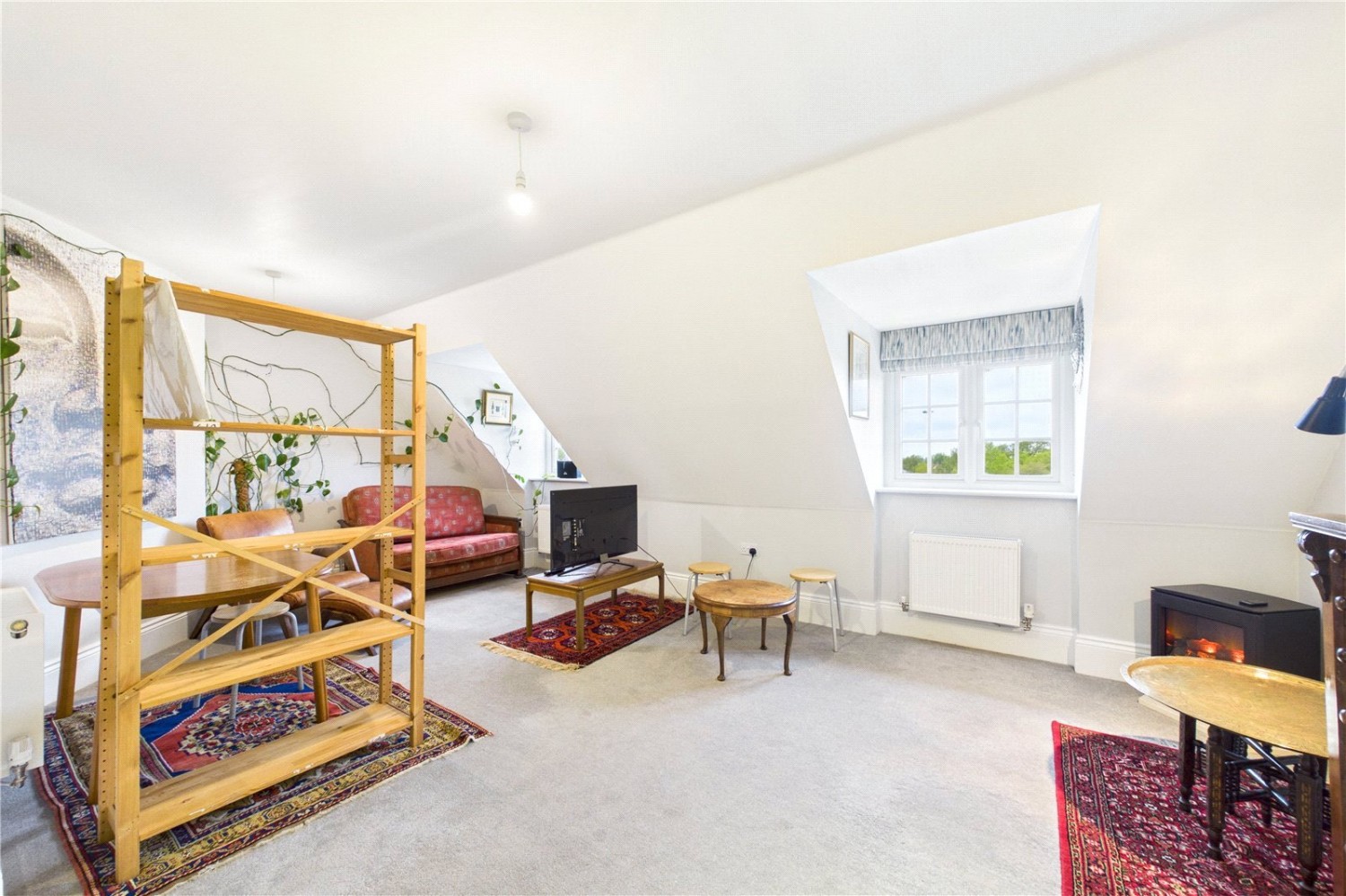 Ireland Drive, Newbury, Berkshire