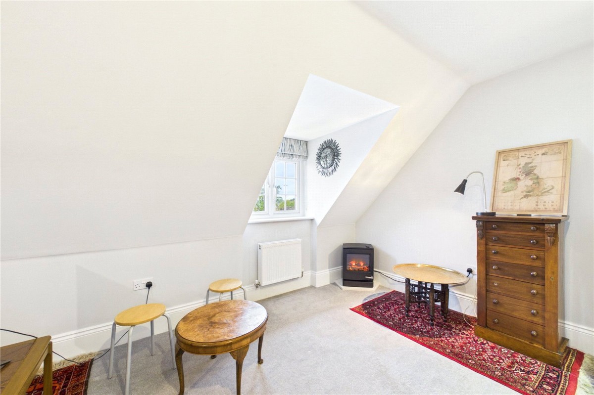 Ireland Drive, Newbury, Berkshire