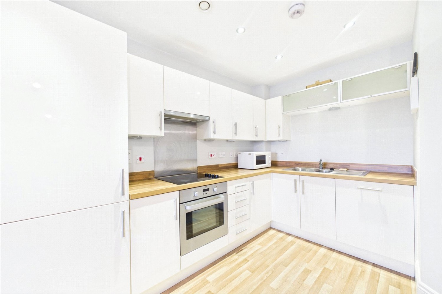 Ireland Drive, Newbury, Berkshire