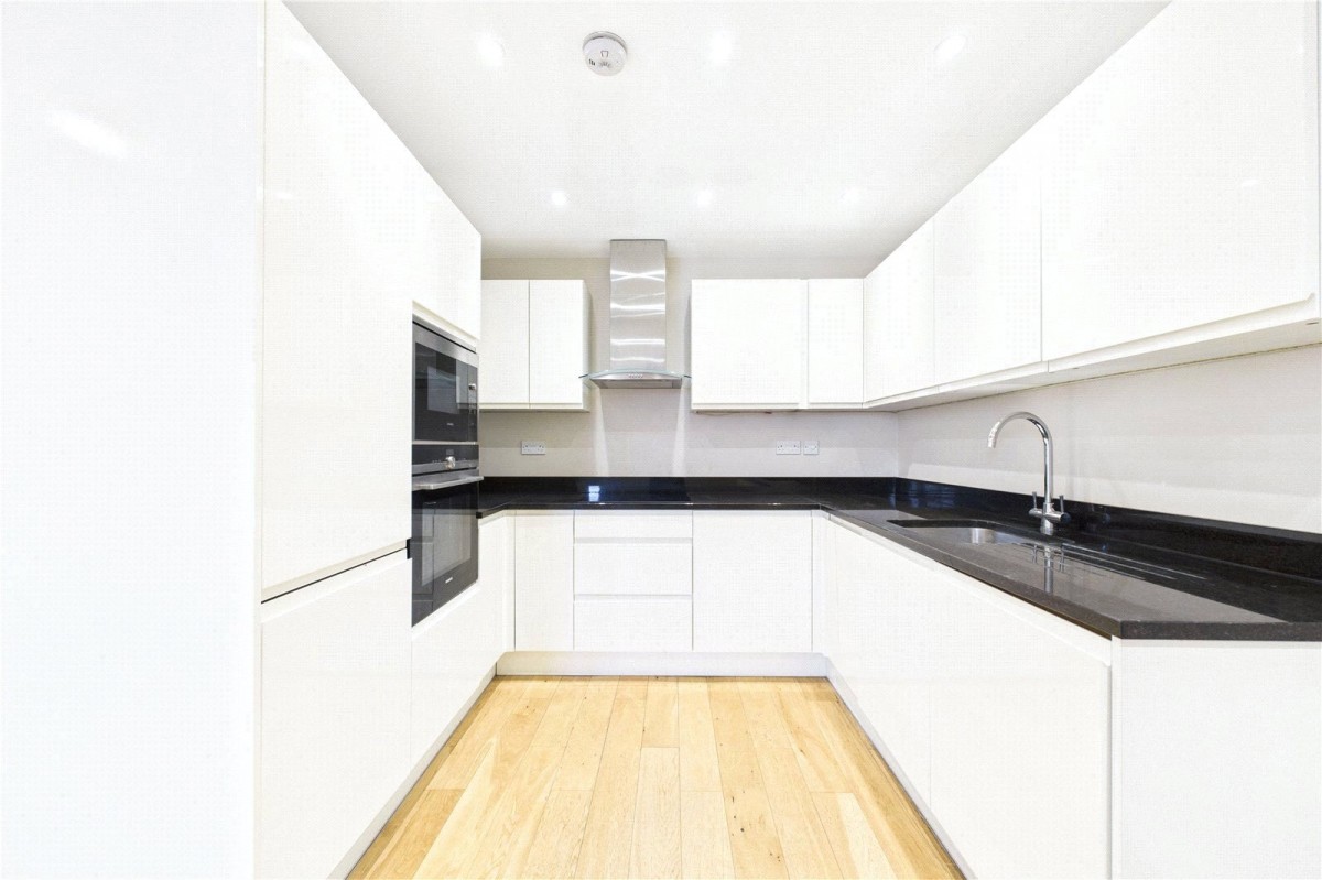 Whitchurch Road, Pangbourne, Reading