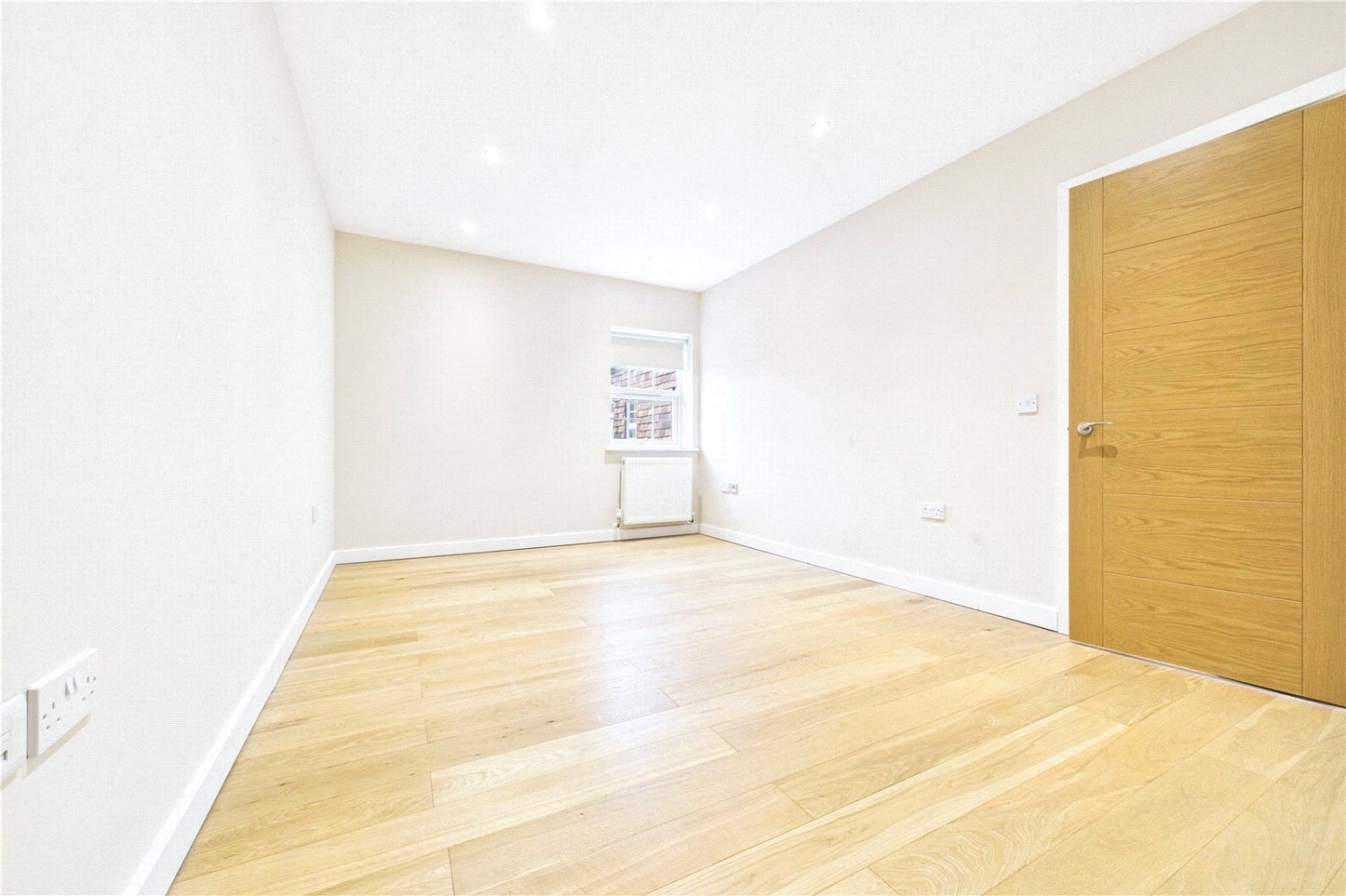 Whitchurch Road, Pangbourne, Reading