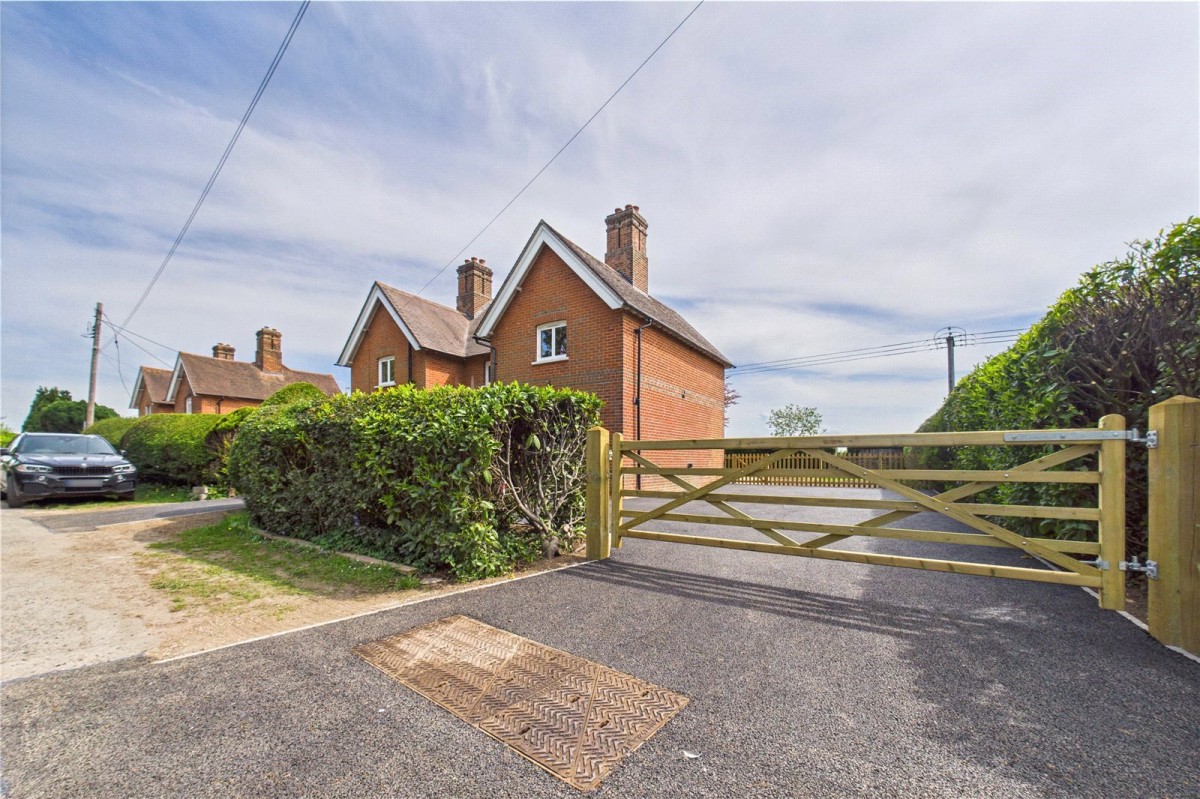 West End Road, Mortimer Common, Reading