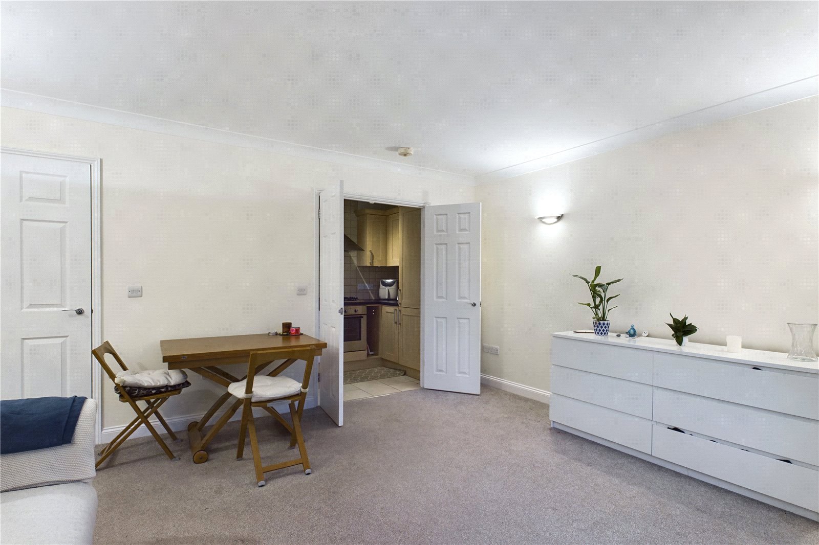 1 bedroom Flat to let in Tilehurst, Reading, Berkshire
