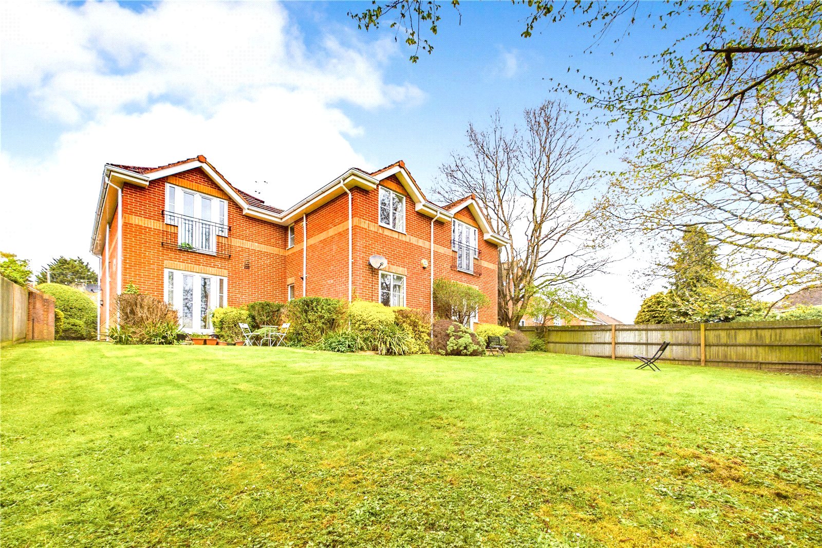 1 bedroom Flat to let in Tilehurst, Reading, Berkshire