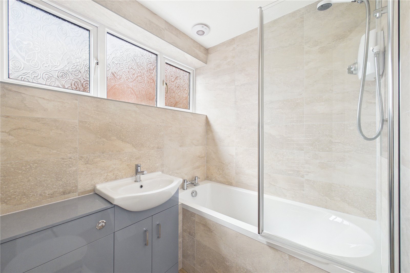 3 bedroom House to let in Reading, Berkshire