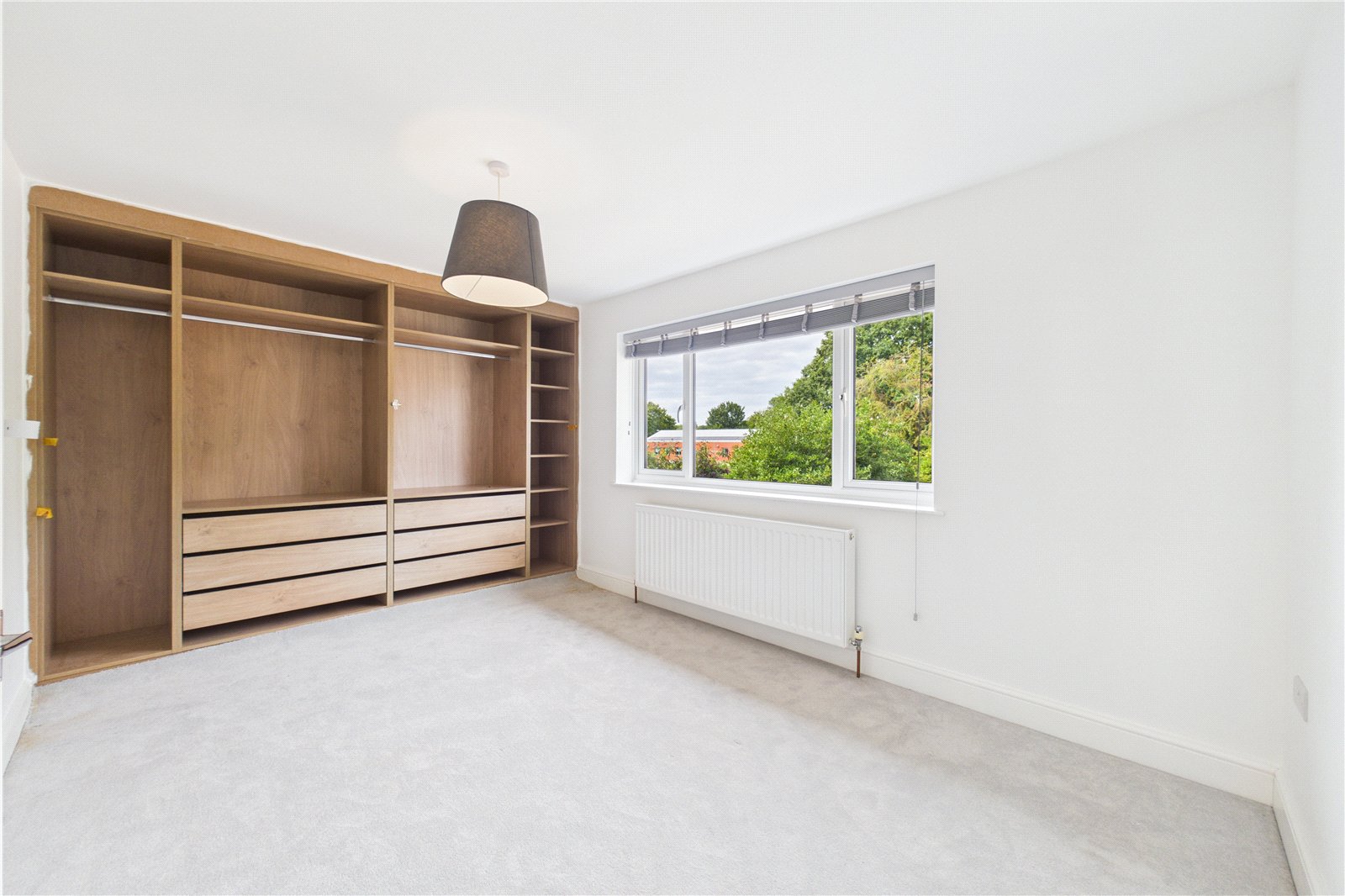 3 bedroom House to let in Reading, Berkshire