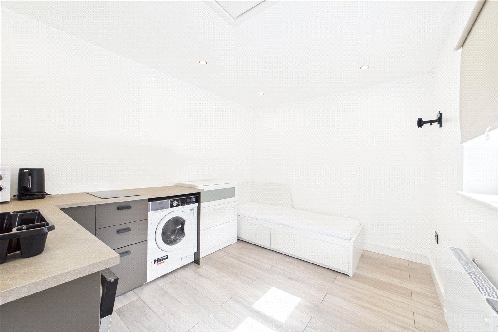 1 bedroom Flat to let in Spencers Wood, Reading, Berkshire