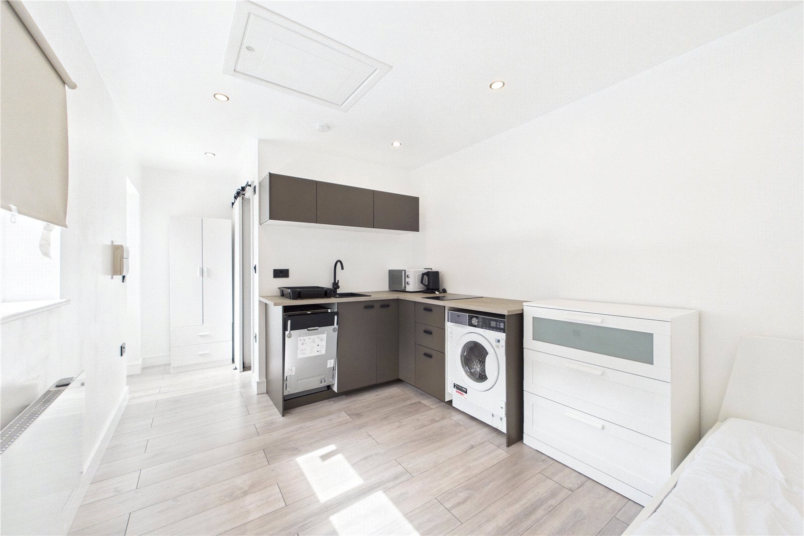 1 bedroom Flat to let in Spencers Wood, Reading, Berkshire