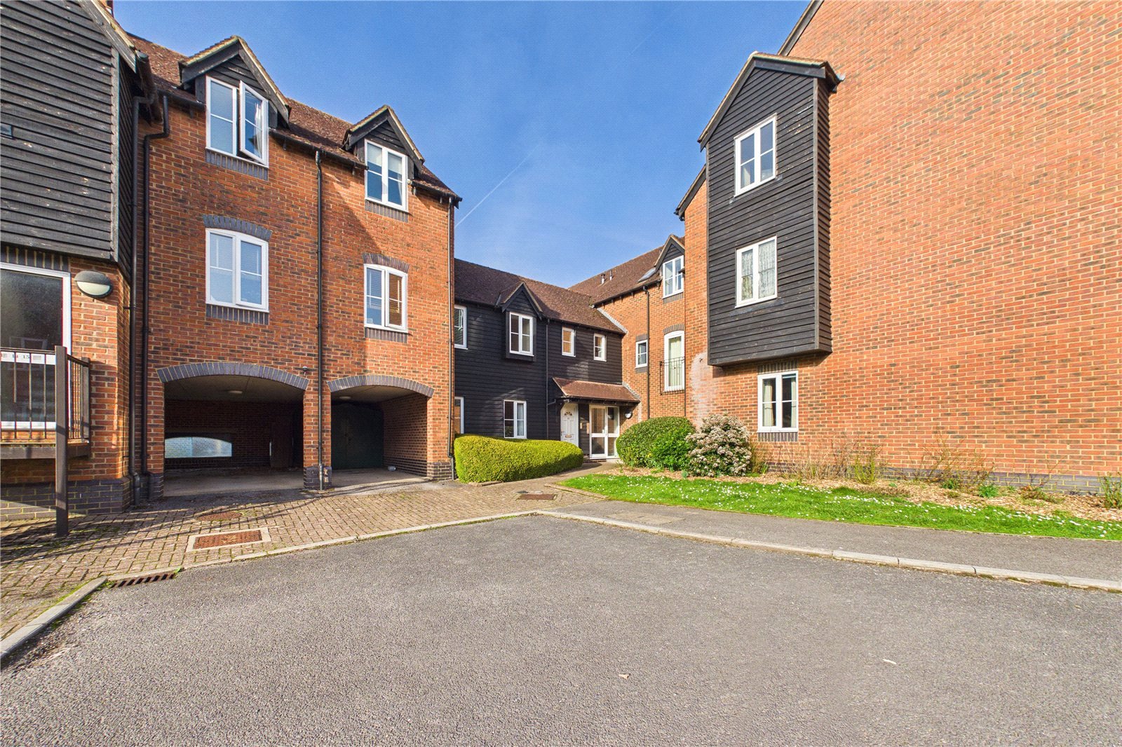 Mill Lane, Newbury, Berkshire
