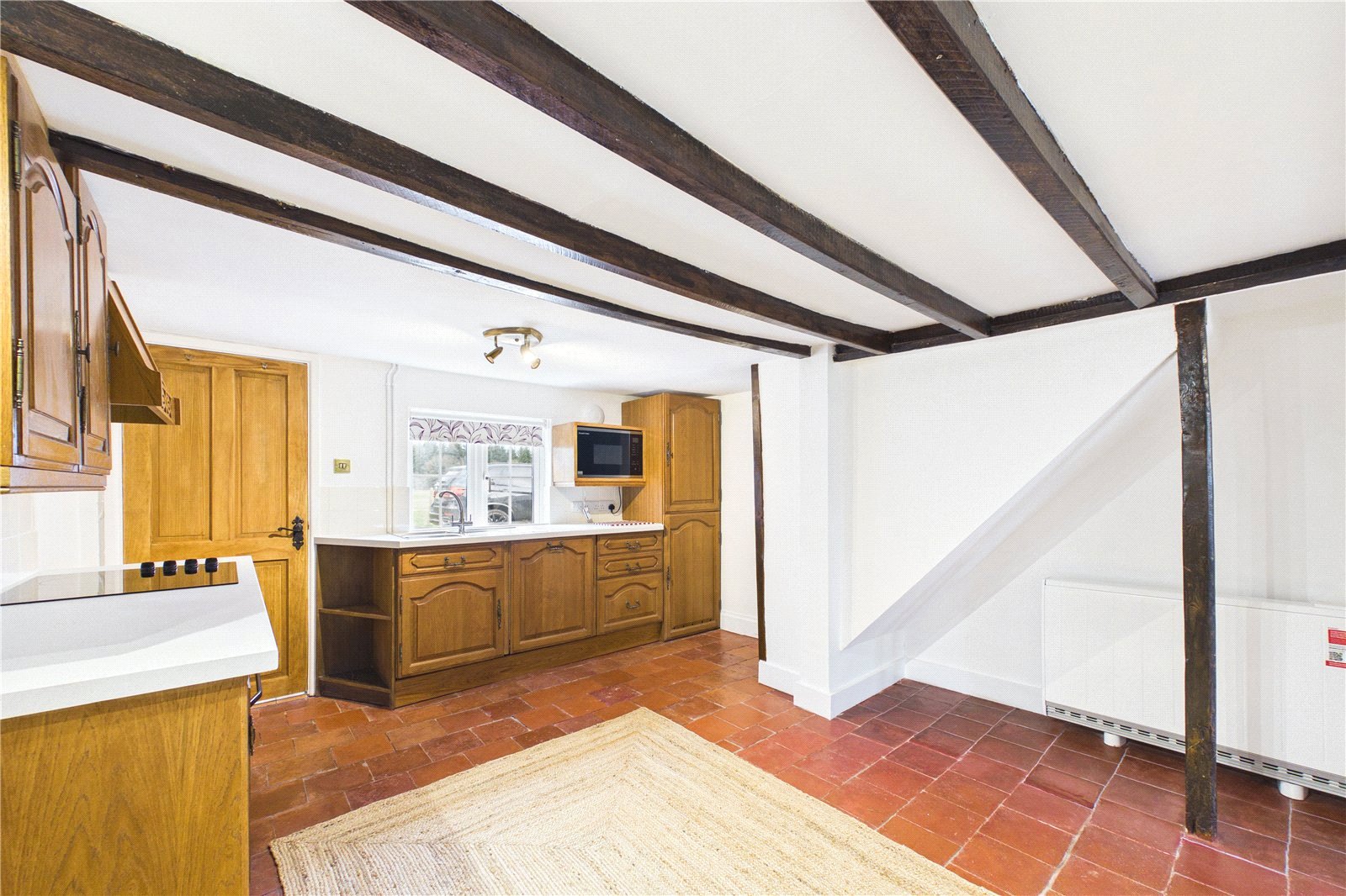 2 bedroom House to let in Stockcross, Newbury, Berkshire