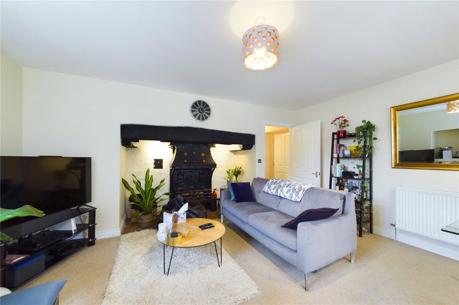 Kentwood Hill, Tilehurst, Reading