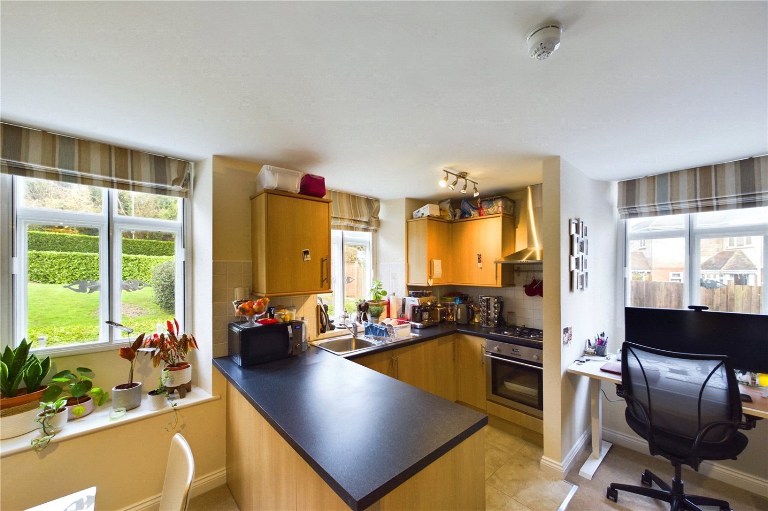 Kentwood Hill, Tilehurst, Reading