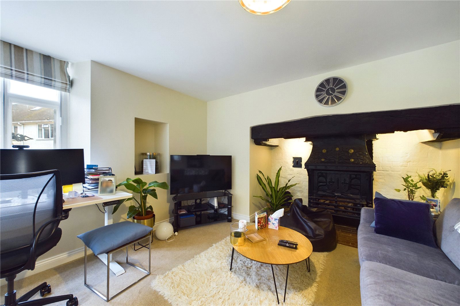 2 bedroom Flat to let in Kentwood Hill, Tilehurst, Reading