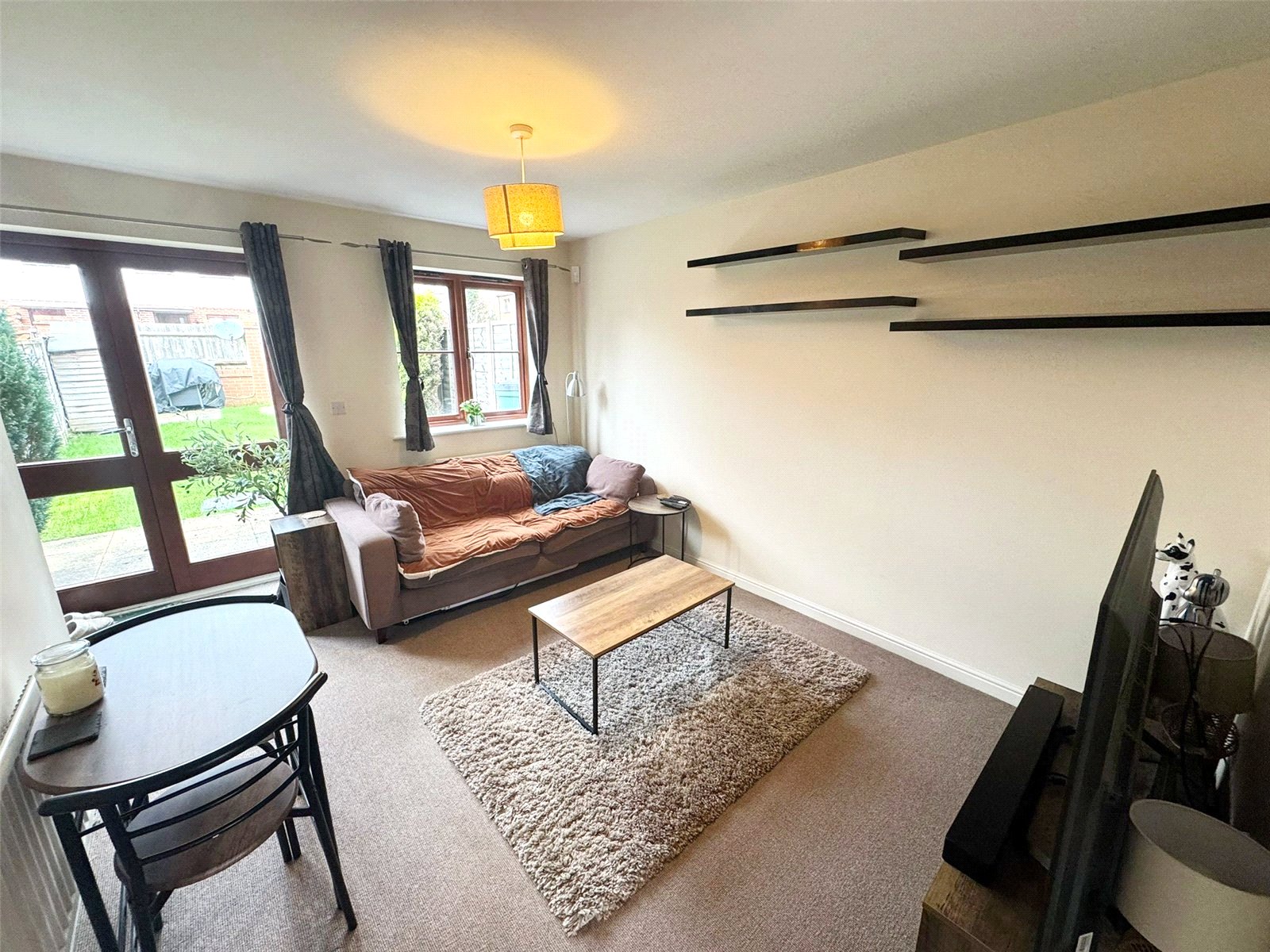 2 bedroom House to let in Basingstoke, Hampshire
