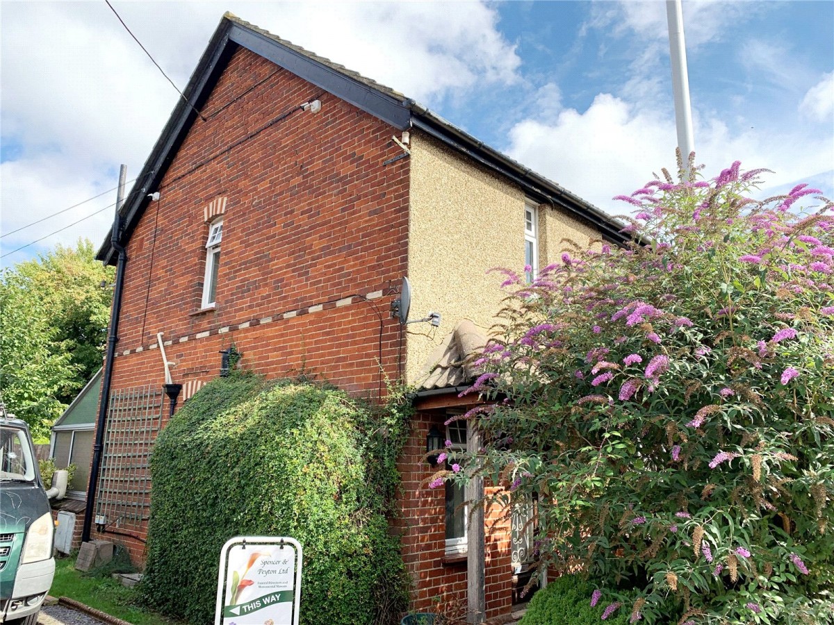 380, 
                    Worting Road, 
                    Basingstoke, 
                    Hampshire, 
                    RG22