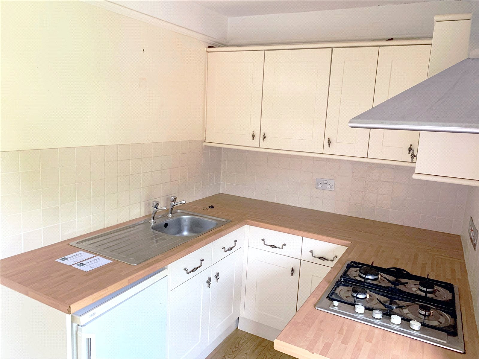 1 bedroom Flat to let in Worting Road, Basingstoke, Hampshire