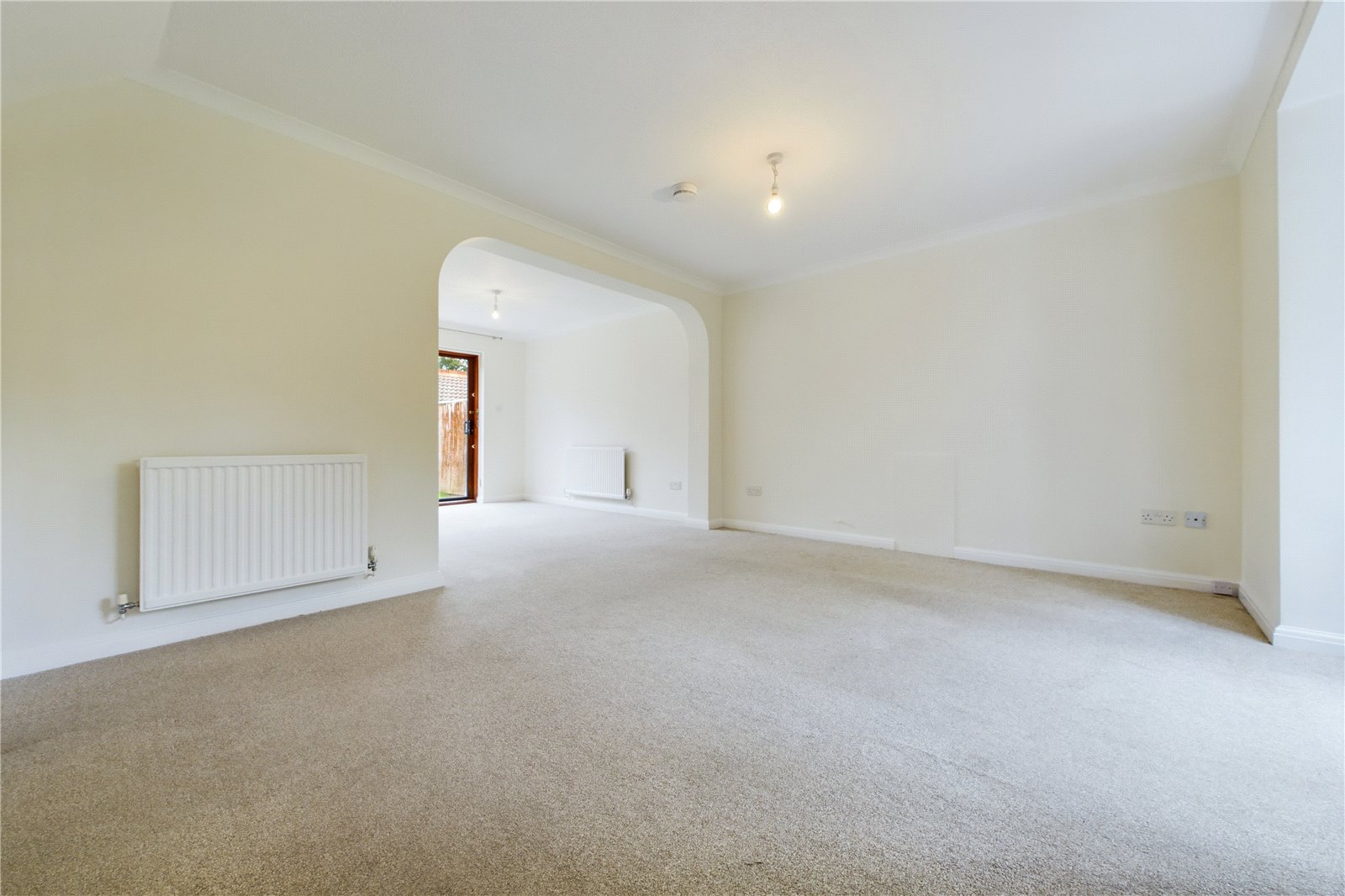 3 bedroom House to let in Spencers Wood, Berkshire