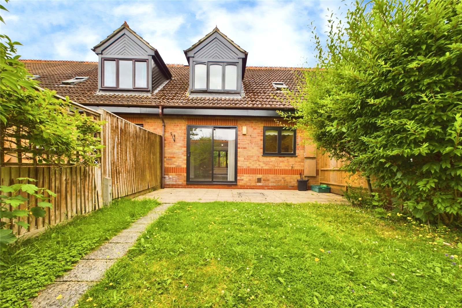 3 bedroom House to let in Spencers Wood, Berkshire