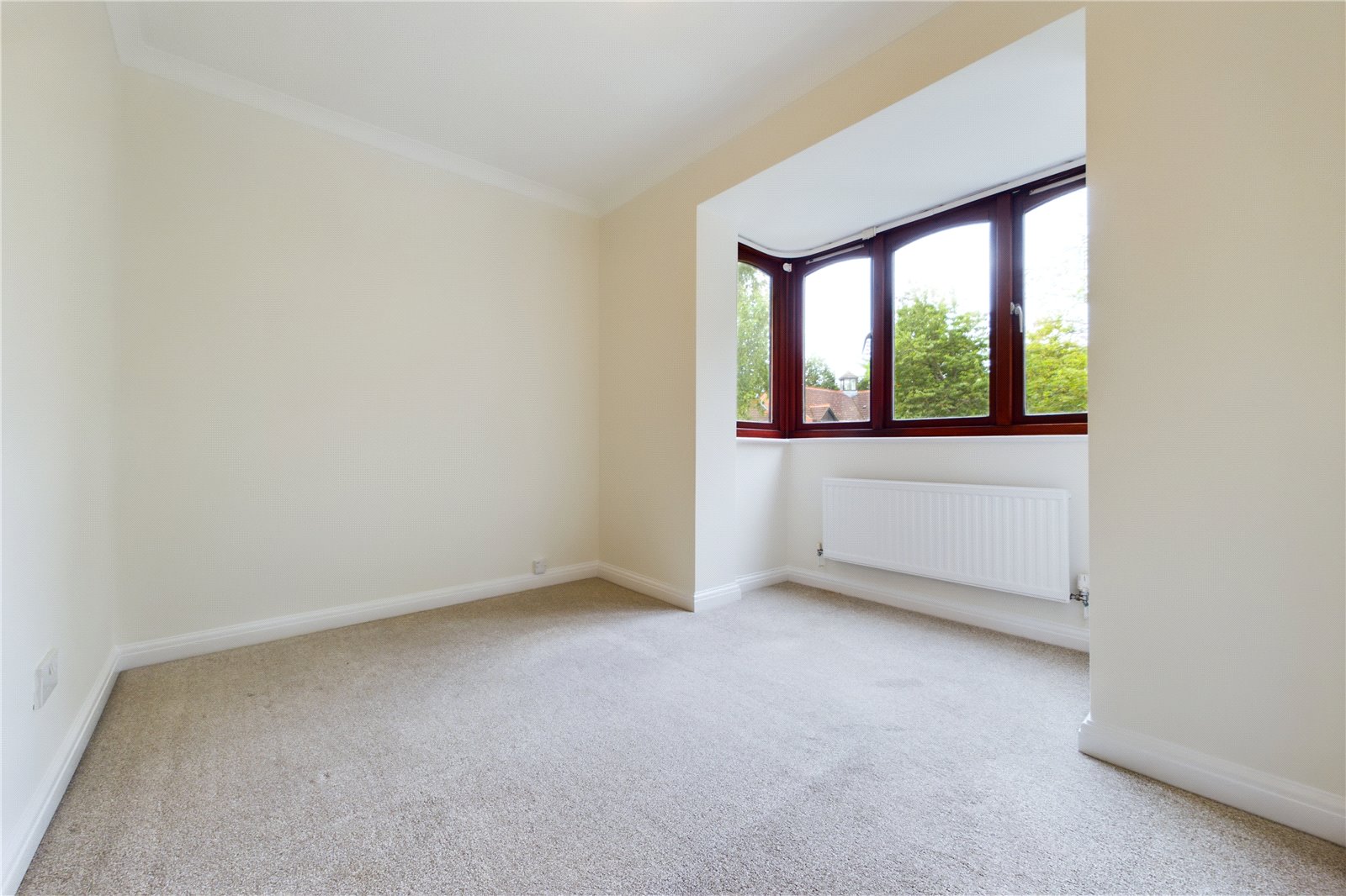 3 bedroom House to let in Spencers Wood, Berkshire