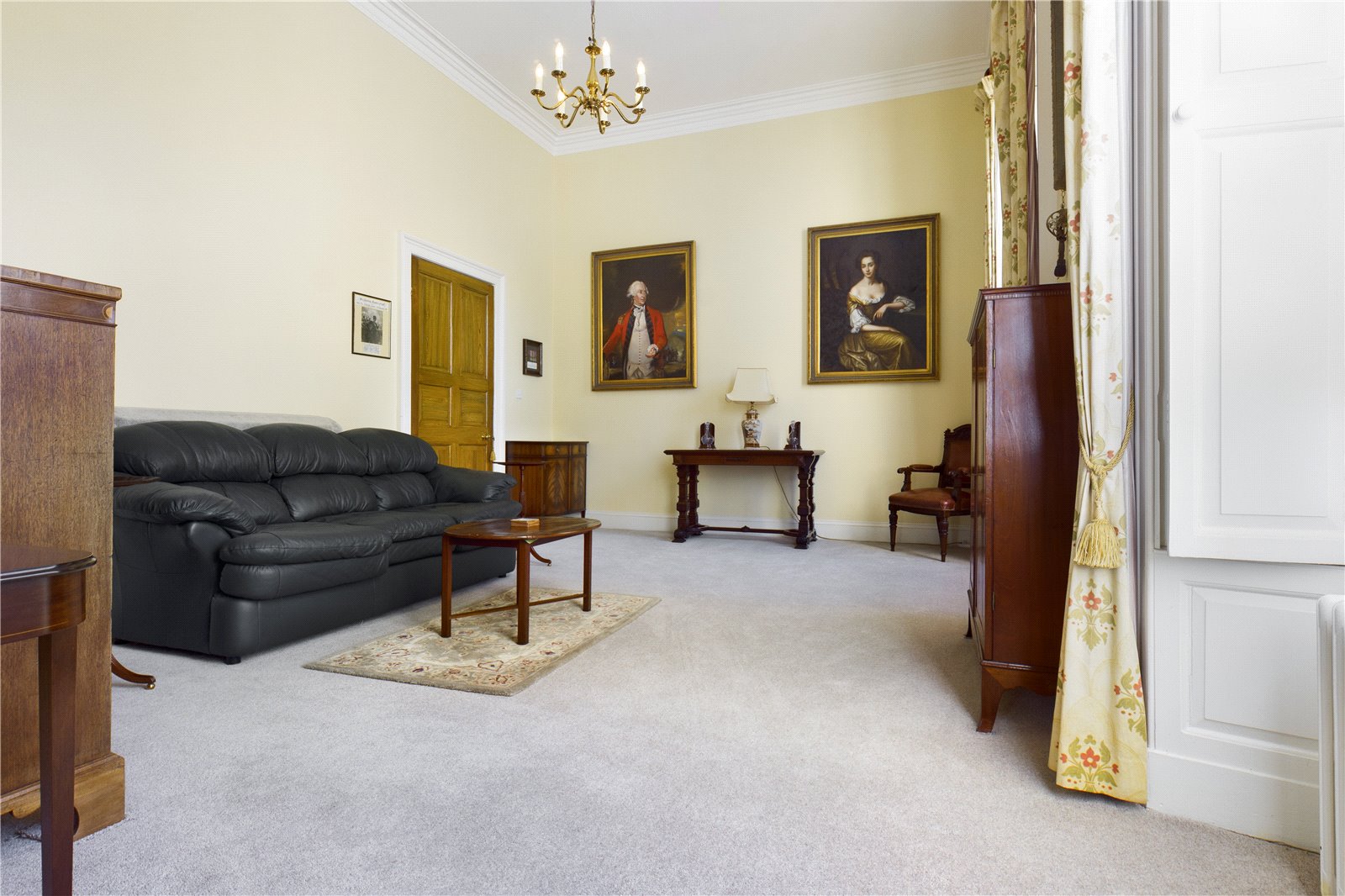 2 bedroom Flat for sale in Swallowfield, Reading, Berkshire