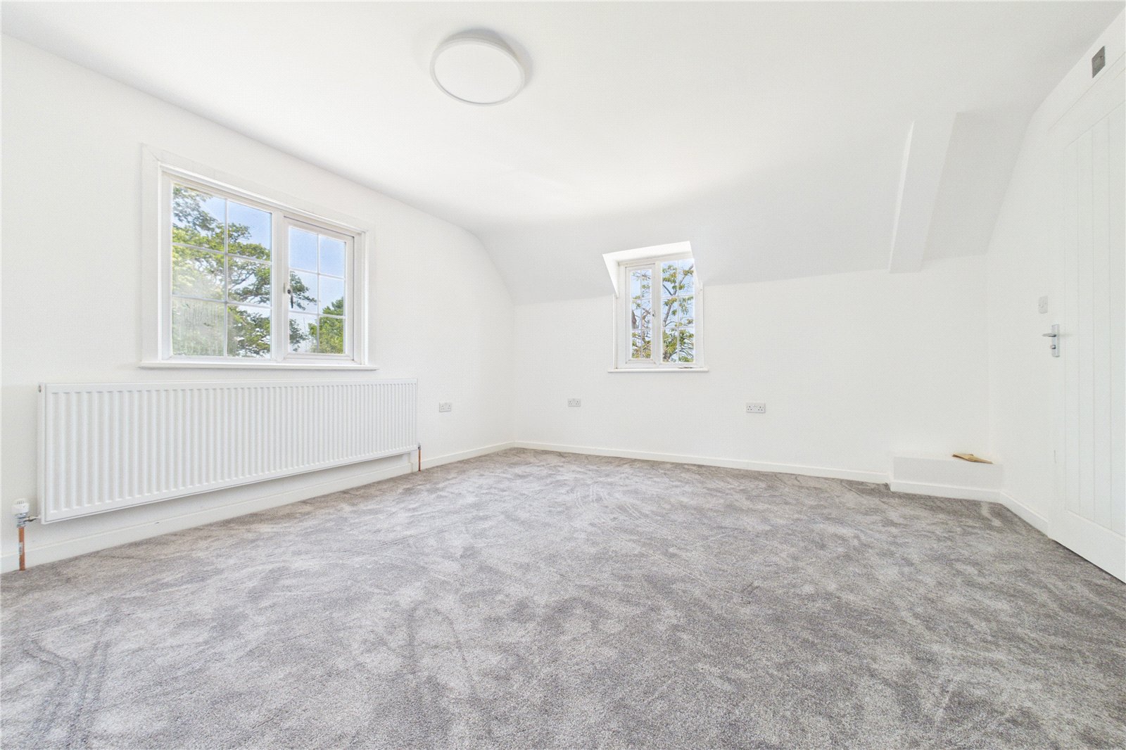 5 bedroom House for sale in Three Mile Cross, Reading, Berkshire