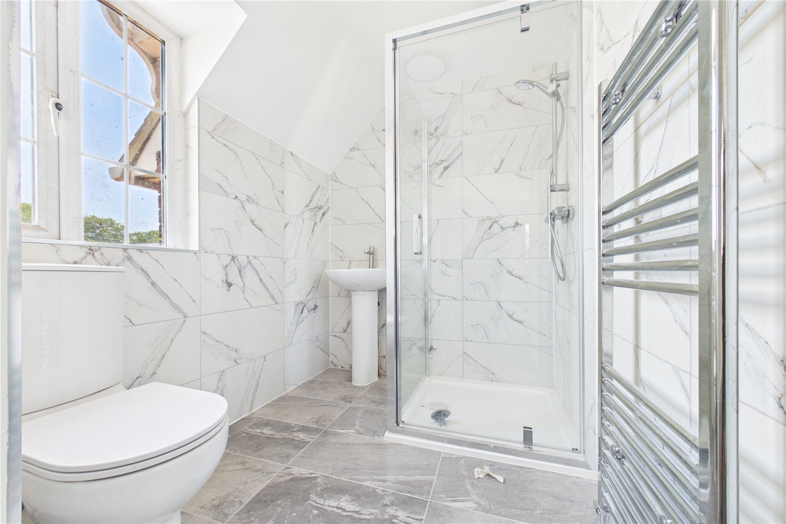 5 bedroom House for sale in Three Mile Cross, Reading, Berkshire
