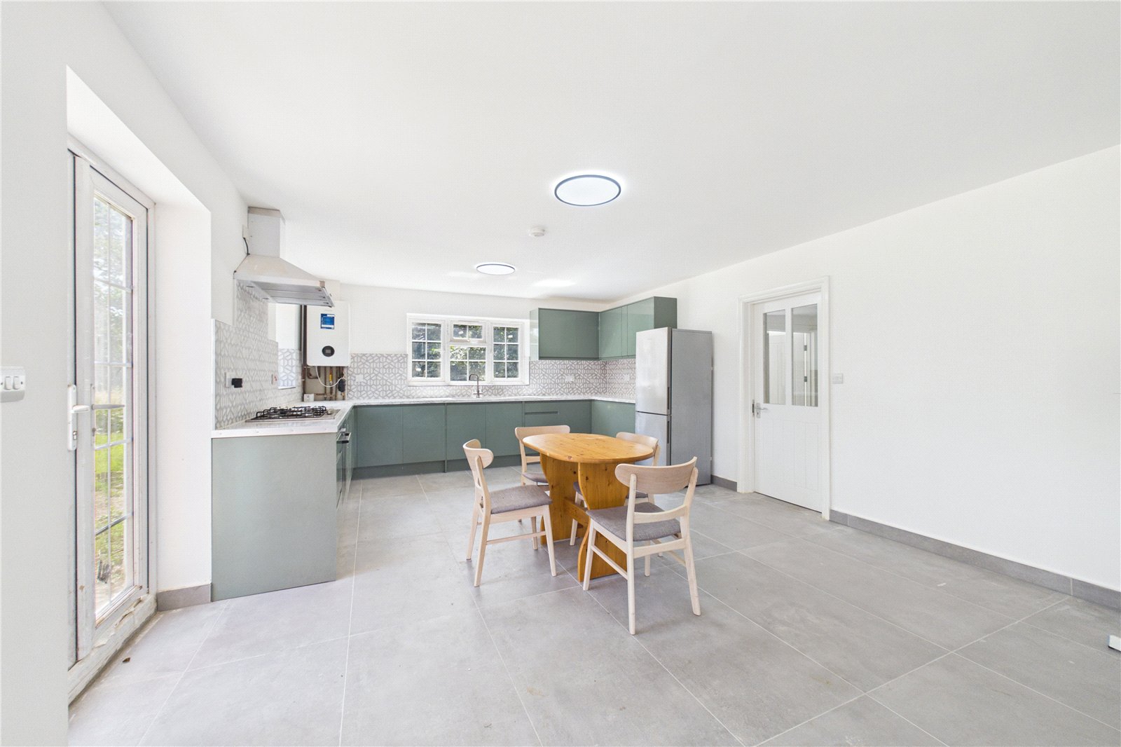 5 bedroom House for sale in Three Mile Cross, Reading, Berkshire