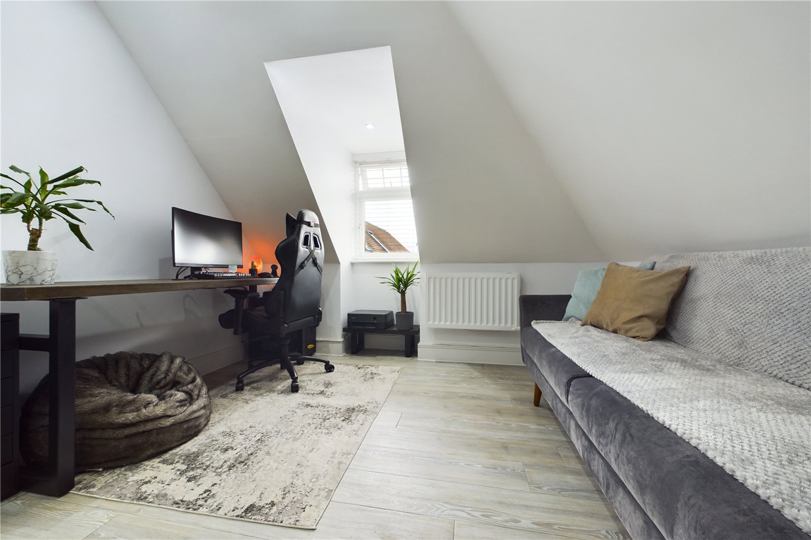 2 bedroom Flat for sale in Spencers Wood, Reading, Berkshire