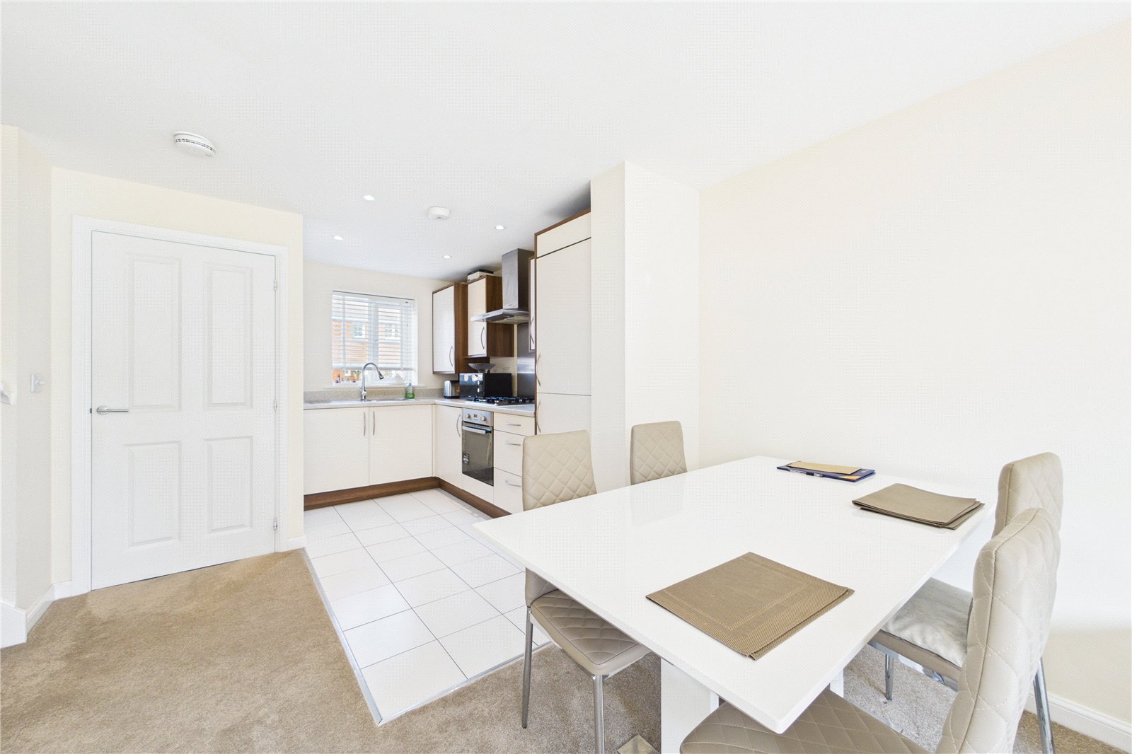 2 bedroom House for sale in Three Mile Cross, Reading, Berkshire