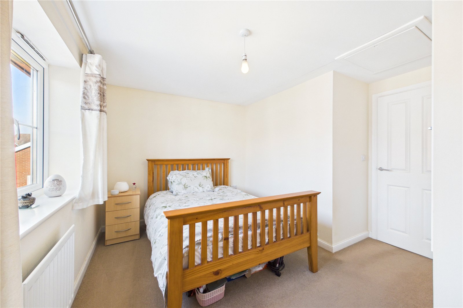 2 bedroom House for sale in Three Mile Cross, Reading, Berkshire