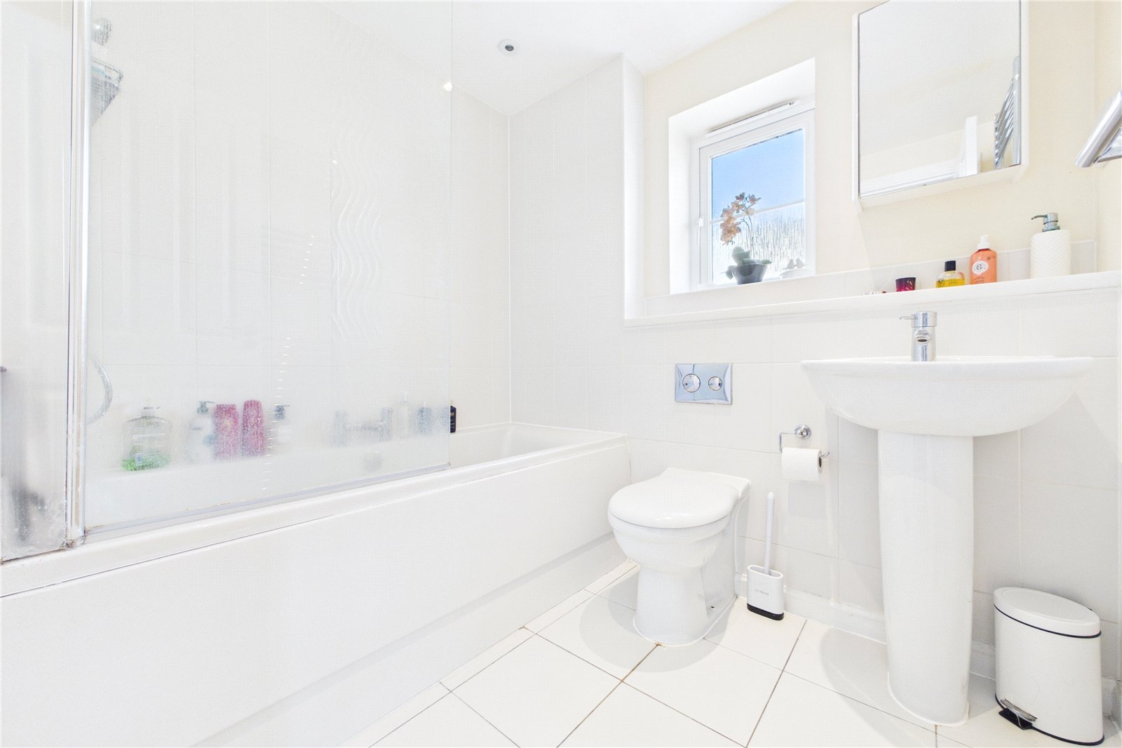 2 bedroom House for sale in Three Mile Cross, Reading, Berkshire